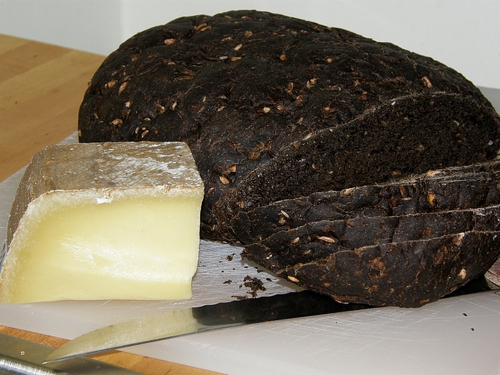 rye-bread-and-cheese